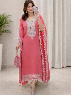 Women’s Pink Kaftan BRAND NEW Ethnic Outfit, with POTLI, India Size XL (US-L)